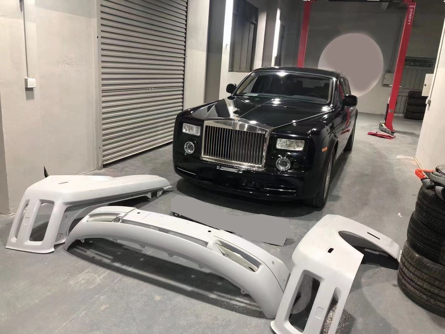 CONVERSION BODY KIT for ROLLS ROYCE PHANTOM 2004-2012 to 7TH Gen

Set includes:

Front Bumper
Headlights
Front Fenders

Material: Plastic + Carbon

NOTE: Professional installation is required



Why “Contact Us for Pricing”?

We don’t display fixed prices because our goal is to offer you the most competitive deal possible. Product costs often decrease over time, and by requesting a quote, you’ll receive our most up-to-date price on market.

Payment ►
Visa

Mastercard

PayPal with a credit card (add 4.4% at 