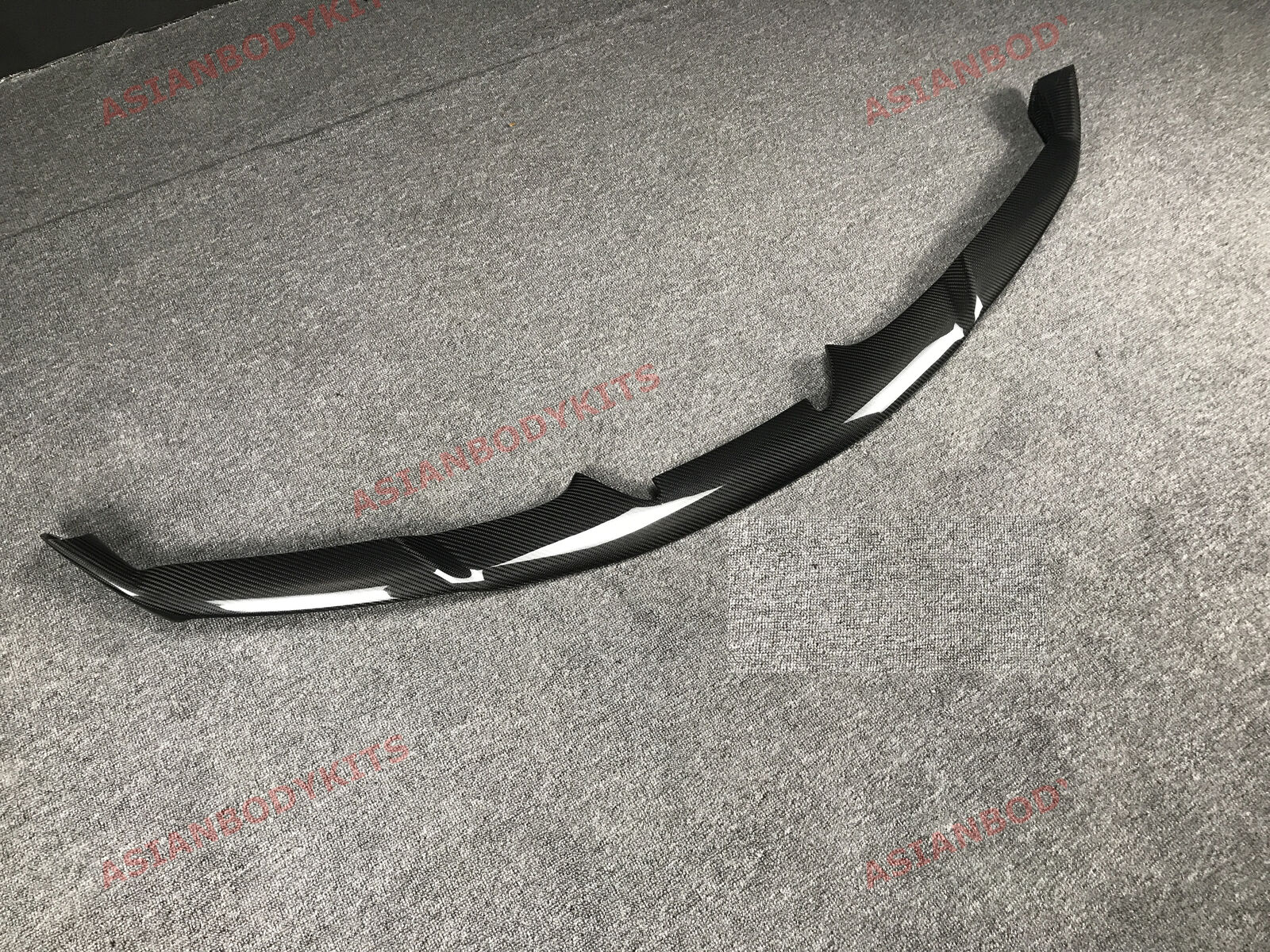 DRY CARBON FIBER FRONT LIP for FERRARI 488 GTB Spyder