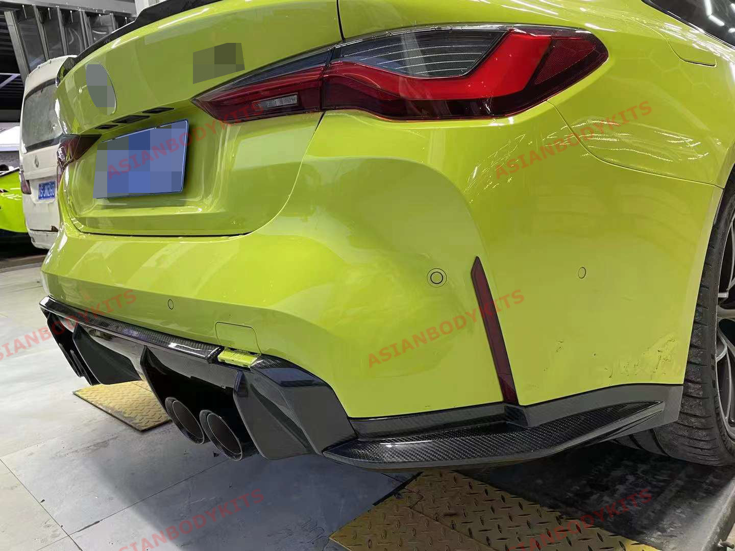 DRY CARBON FIBER REAR DIFFUSER for BMW M4 G82 2021+