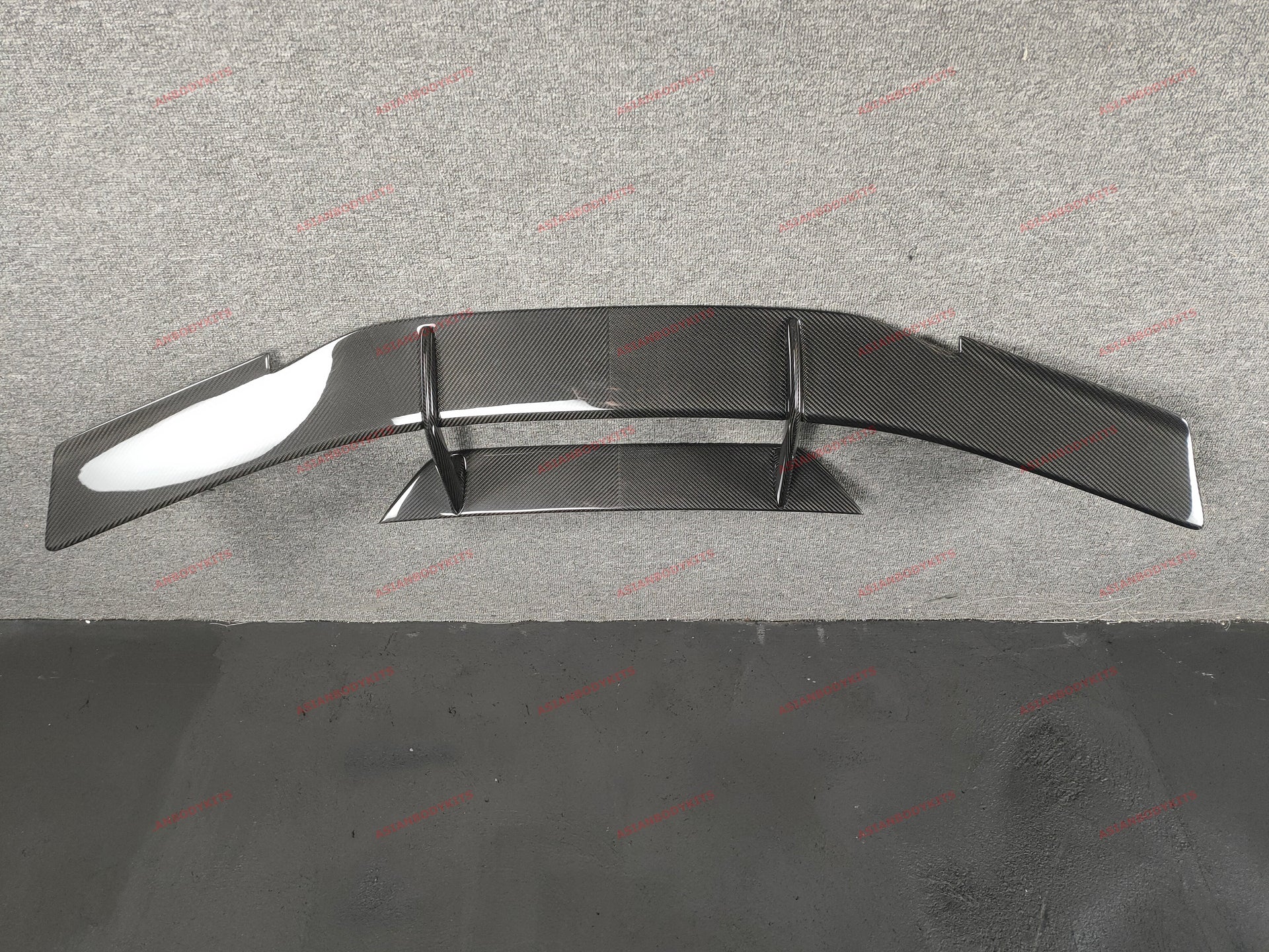 DRY CARBON FIBER REAR SPOILER WING for LAMBORGHINI HURACAN EVO COUPE SPYDER 19+