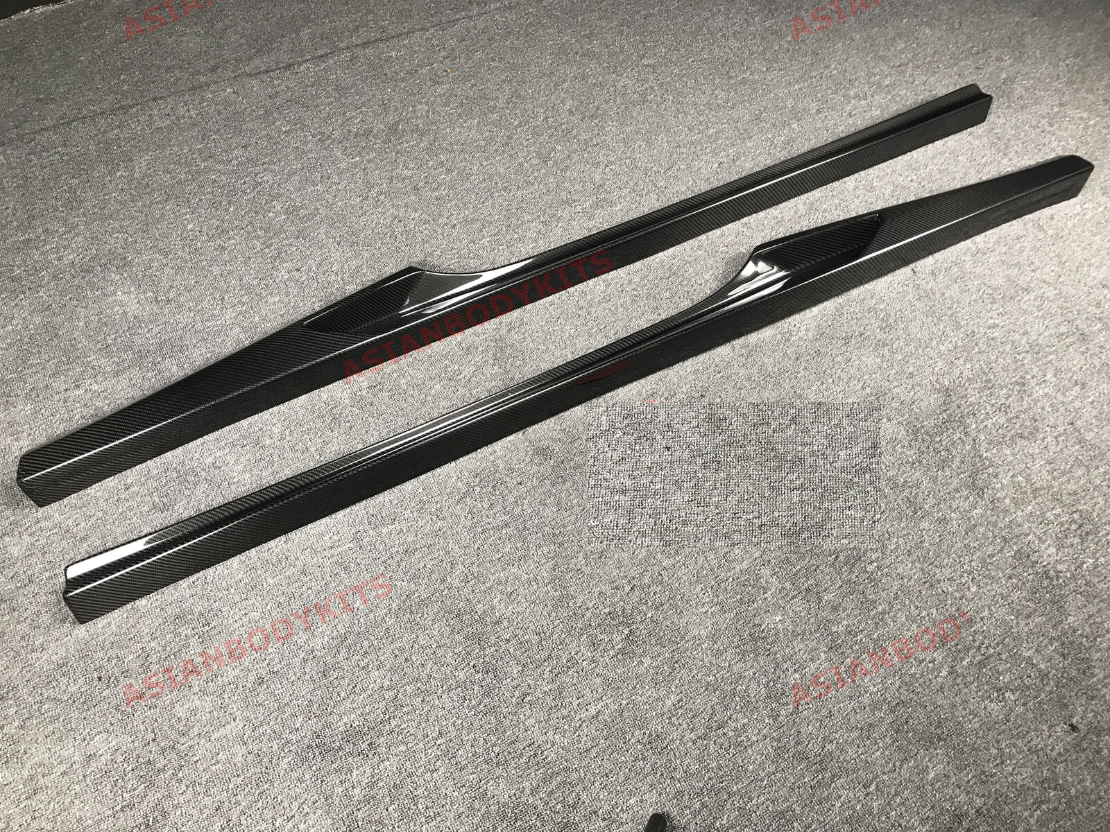 DRY CARBON FIBER SIDE SKIRTS for FERRARI 488 GTB Spyder 2015 - 2019