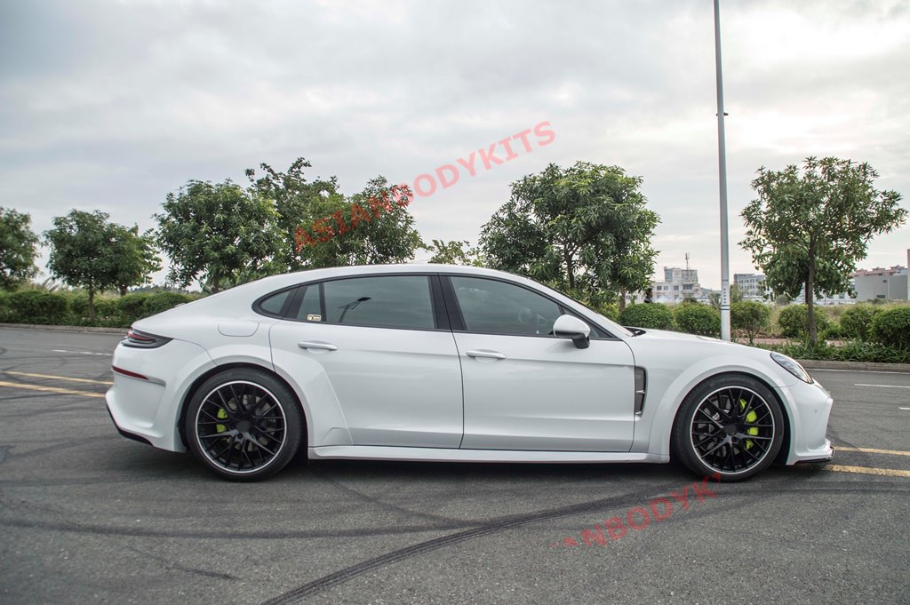 TECHART BODY KIT FOR PORSCHE PANAMERA 971