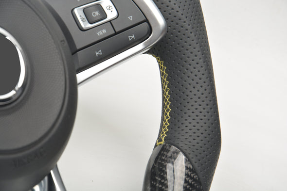 Custom steering wheel for Volkswagen Tiguan