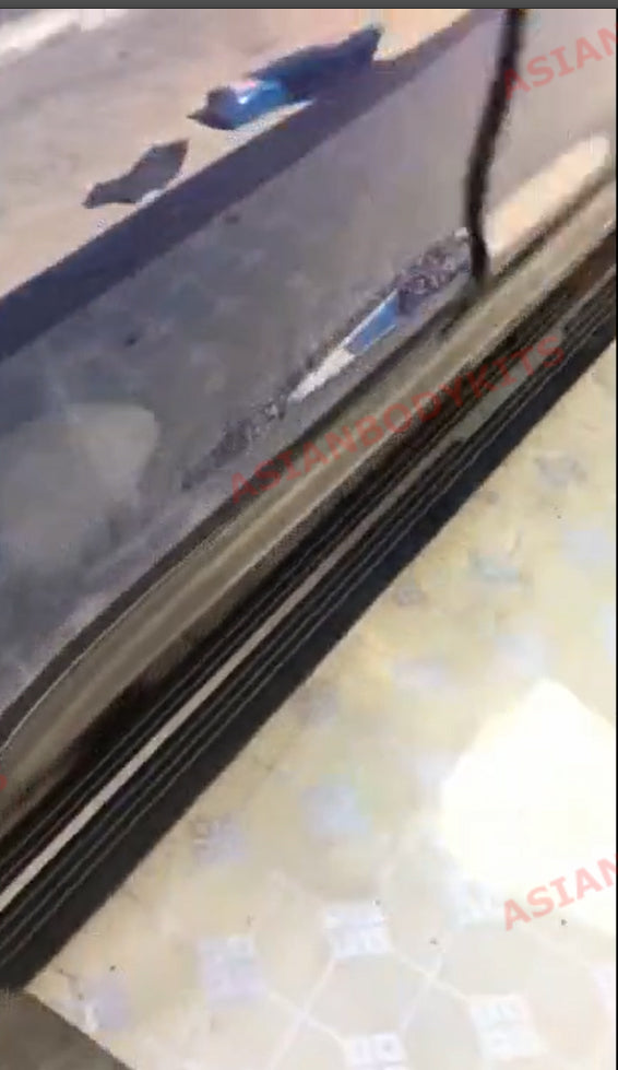ELECTRIC SIDE STEP RUNNING BOARDS for ALFA ROMEO STELVIO 949 2017 - 2023  Set includes: Side Step Bars Electric Motors with Brackets Fixing Accessories/Control Unit