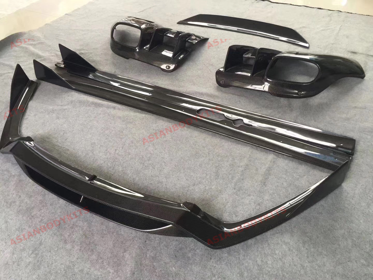 CARBON FIBER BODY KIT for FERRARI F12 BERLINETTA 2012 - 2017 - Forza Performance Group
