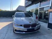 CONVERSION BODY KIT FOR BMW 7 SERIES G12 2016 - 2019 UPGRADE to BMW 7 SERIES G12 FACELIFT 2020 - 2022

Set includes:

Front Bumper Assembly

Hood / Bonnet
Front Fenders
Front Grille
Headlights
Side Skirts
Rear Bumper Assembly
Tail Lights
Rear Diffuser with Exhaust tips

Material: Fiberglass

Note: Professional installation is required. Headlights fit only if you have led headlights, not laser