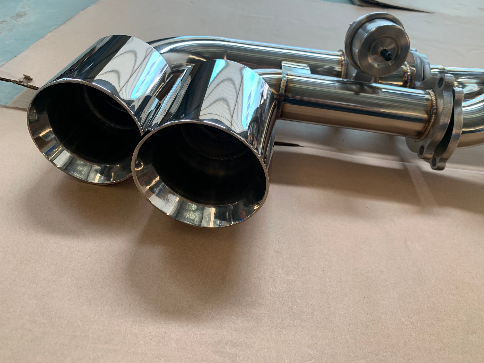    FERRARI-F430-EXHAUST-CATBACK-PIPES-STAINLESS-STEEL-TUNING-SYTEM