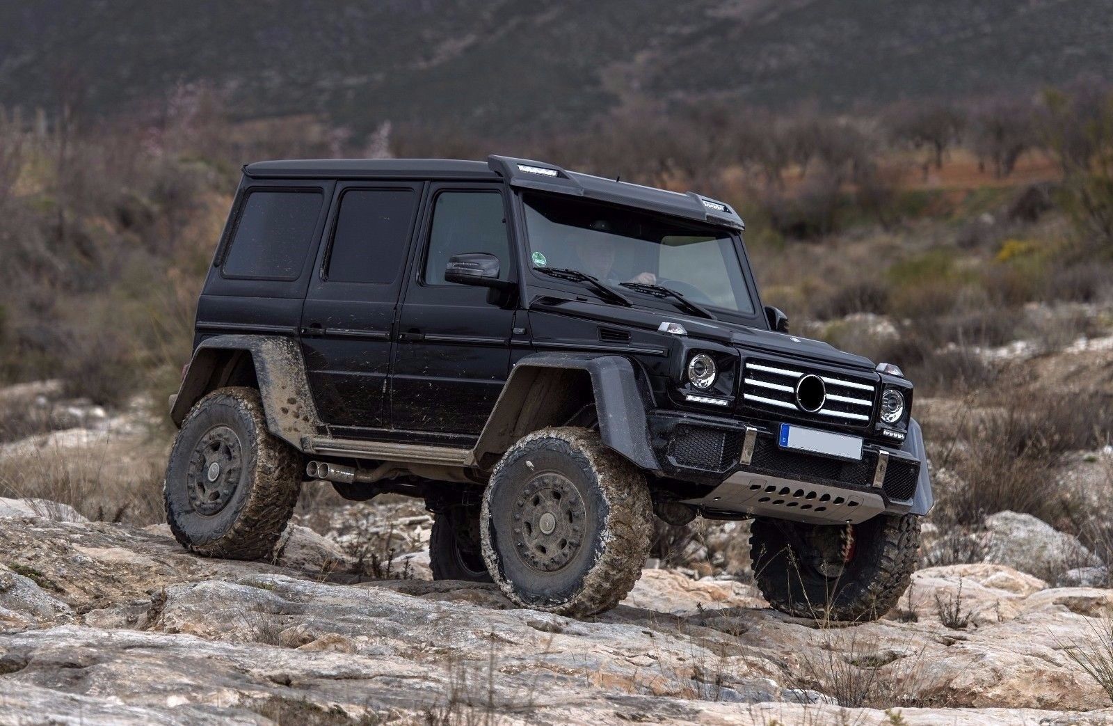 for Benz W463 G class FRONT ROOF SPOILER with SEQUENTIAL led drl LIGHT BAR