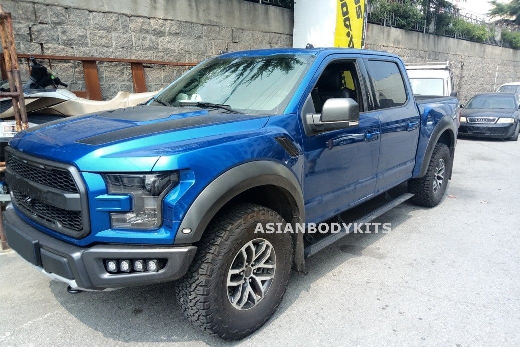 Ford F-150 Raptor SIDE STEP ELECTRIC