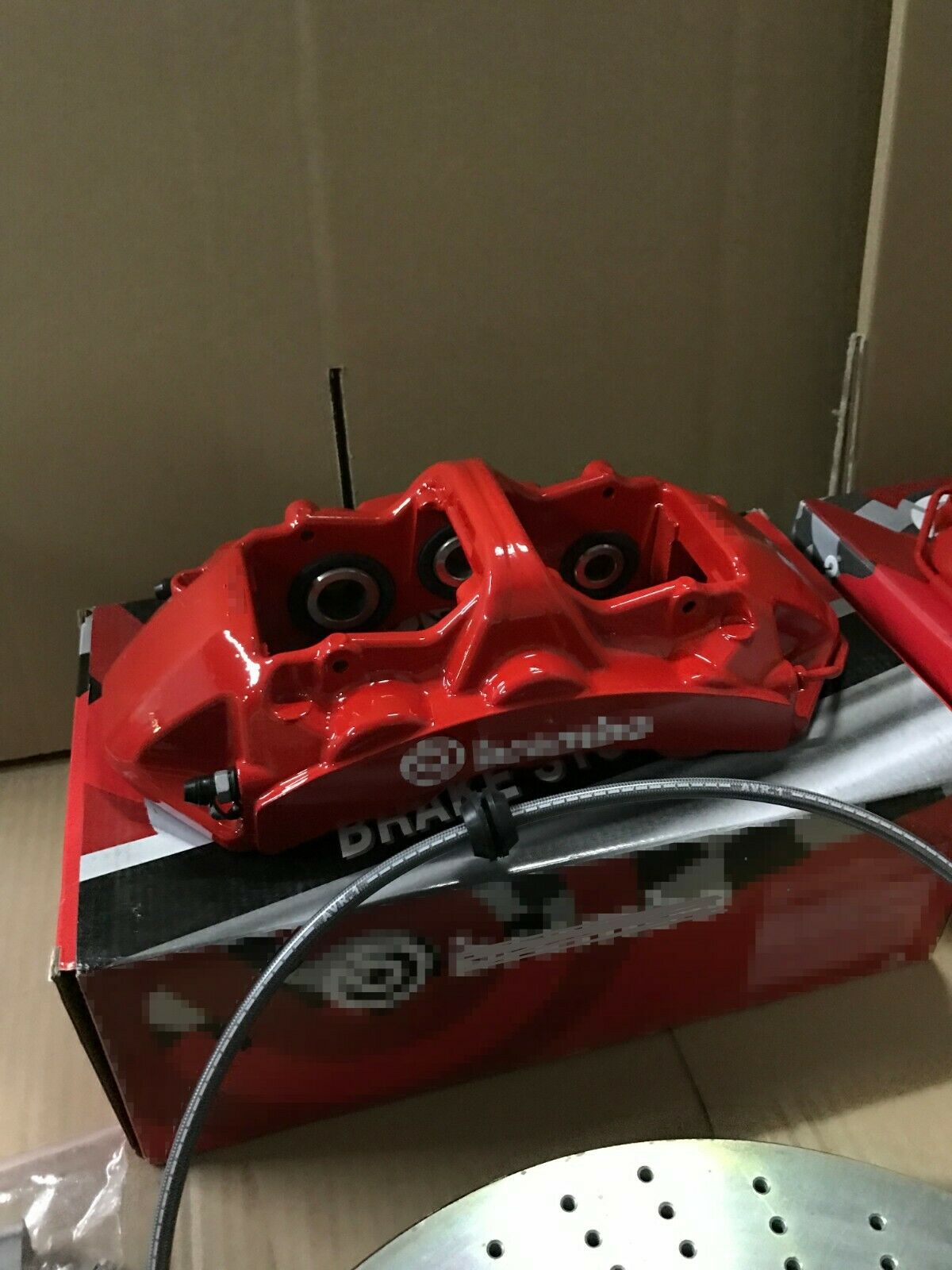 Genuine TRW/Land Rover L322 Front Left Brembo Brake Caliper – 2002-2012 (Exchange)