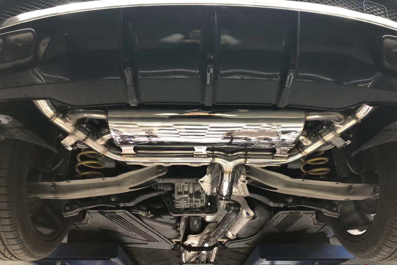 GLA220 exhaust