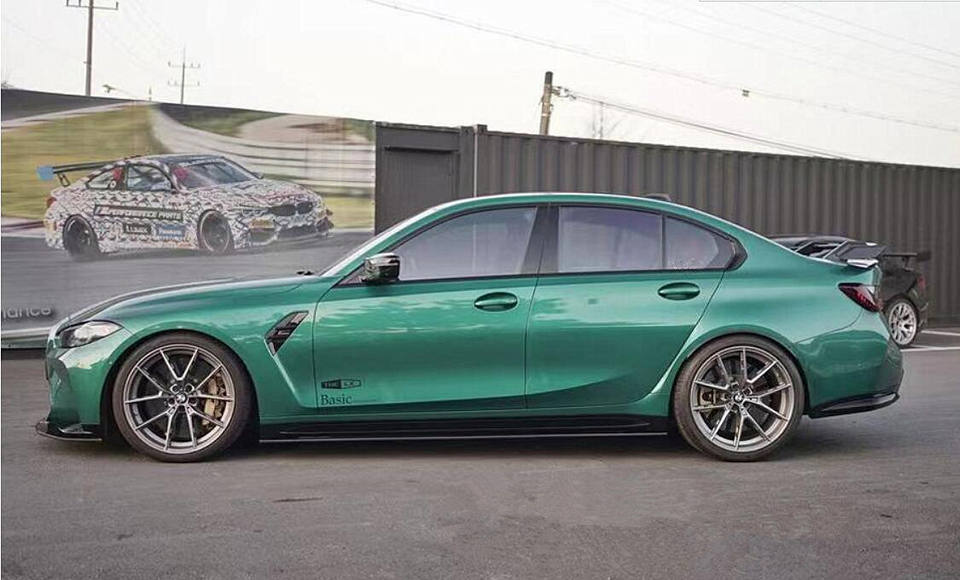FLAT SHAPE CARBON FIBER SIDE SKIRTS EXTENSION ROCKER PANEL FOR BMW M3 G80 M4 G82 2020+  Set include:    Side Skirts Material: Carbon Fiber NOTE: Professional installation is required 