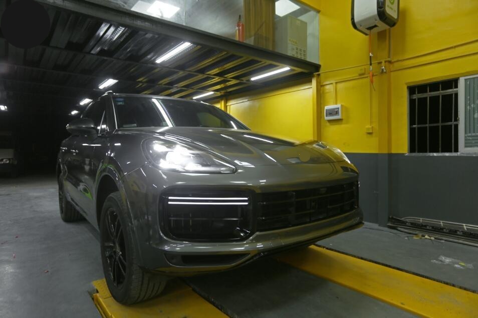 Conversion Body Kit for Porsche Cayenne Coupe 3 [9YA] Upgrade to Turbo
