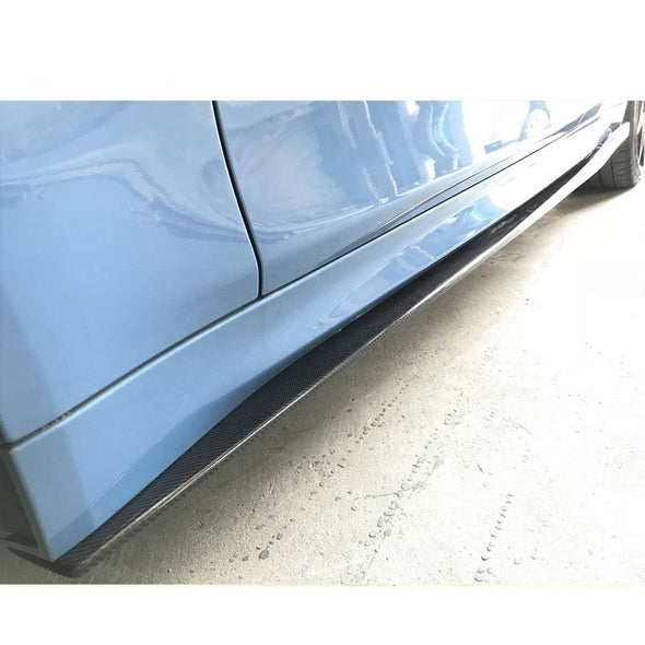 PSM Style Dry Carbon Side Skirts For M3 F80 M4 F82 F83  Set include:    Side Skirts Material: Dry Carbon NOTE: Professional installation is required
