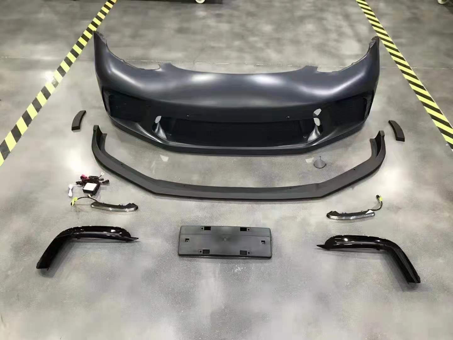 Body Kit for Tesla Model 3  Set include:   Front bumper GT3 Style