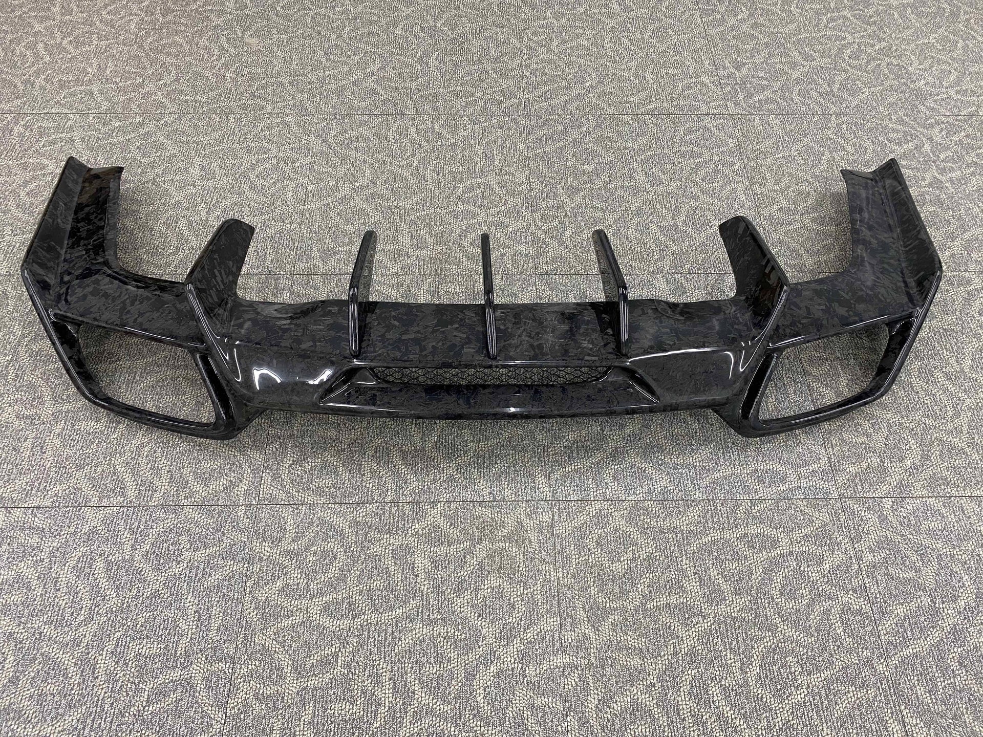 High-quality carbon fiber rear diffuser for AMG GT GTS