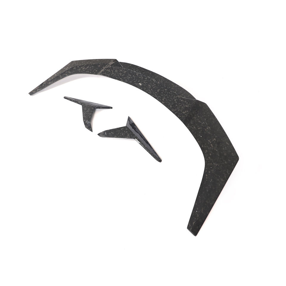 Dry Carbon Front Lip For Lamborghini Huracan LP610-4 Coupe 2 Door 2014-2016  Set include: Front Lip Material: Dry Carbon or Forged Carbon  NOTE: Professional installation is required during installation.