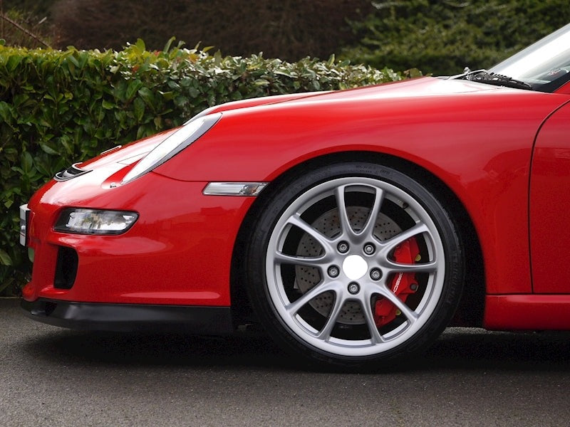 We manufacture premium quality forged wheels rims for   for Porsche 911 997 Carrera GT3 RS wheels rims 19 inch 19x8.5 ET 53 19x12 ET 67 in any design, size, color.  Wheels size: Color: Silver Quantity: 4 pcs / 1 set  Front Diameter and width: 19 x 8.5 Rear Diameter and width: 19 x 12 Front Offset ET: 53 Rear Offset ET: 67  HUB/CB: 71.6 Bolt Pattern: 5x130  Top quality aftermarket replacement wheels for Porsche 911 (997) Targa Cabrio Carrera 2 / 4 / S 2005-2011
