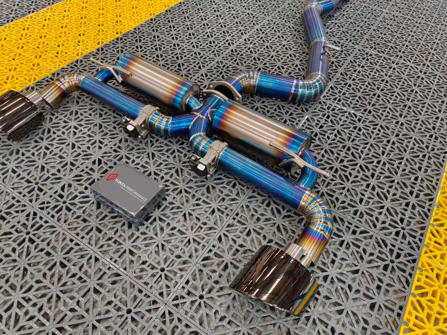 Exhaust System For Audi TTRS V1