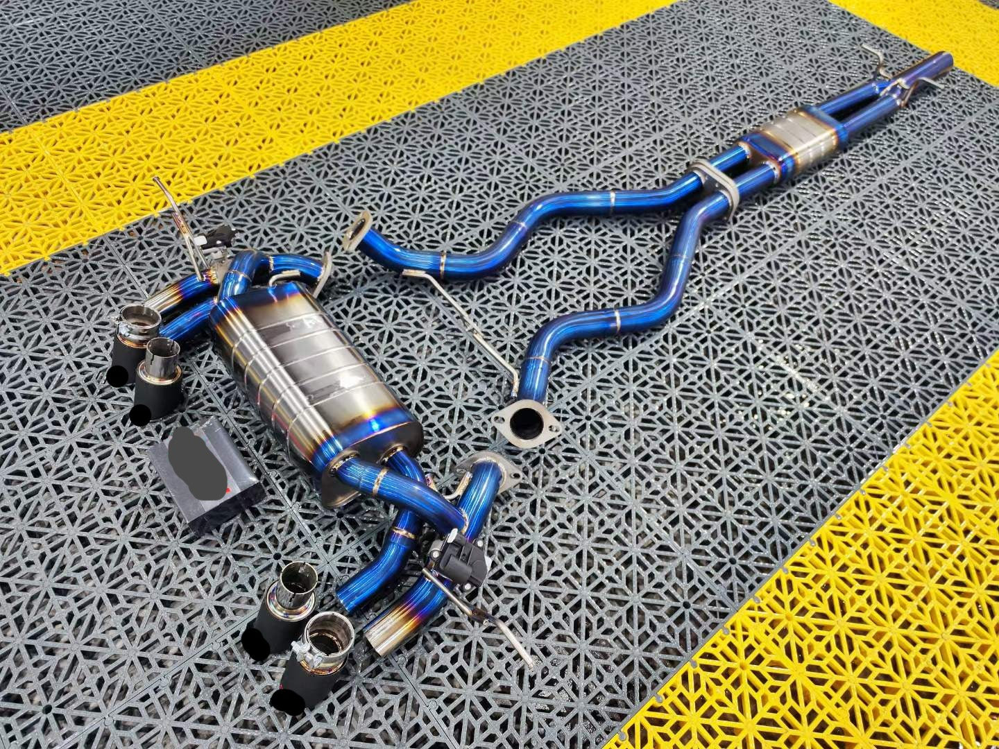 Exhaust System For Land Rover Defender 3.0 L663 110 V1