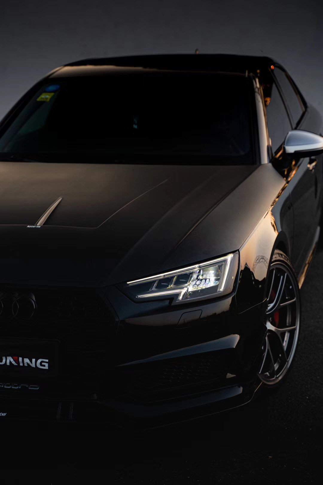 KARBEL CARBON DRY CARBON FIBER DOUBLE-SIDED HOOD BONNET VER.1 FOR AUDI RS4 & S4 & A4 S LINE & A4 & AVENT & ALL ROAD 2017-2021 B9 B9.5
