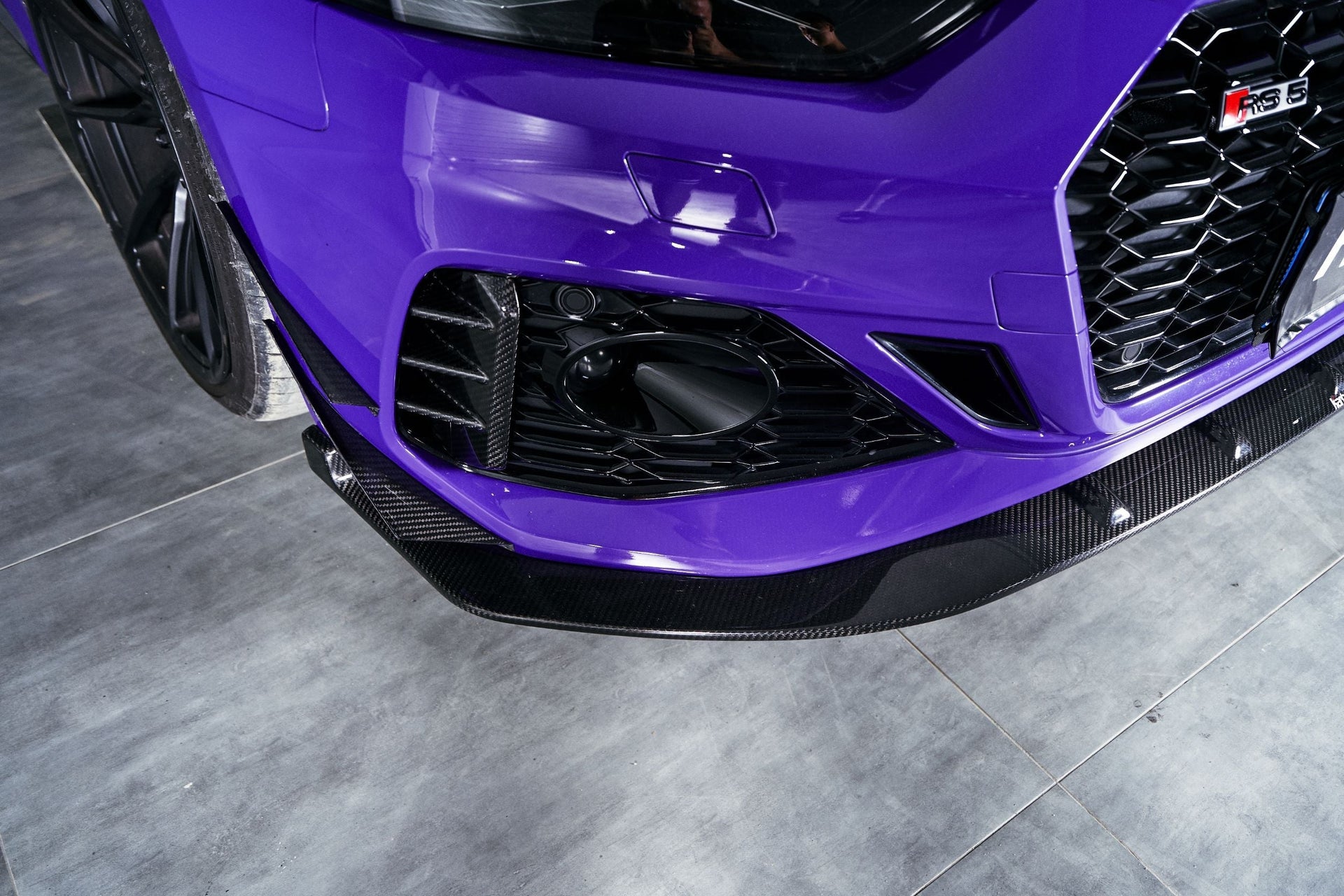 KARBEL CARBON DRY CARBON FIBER FOG LIGHT TRIM OVERLAY FOR AUDI RS5 B9.5 2020-ON