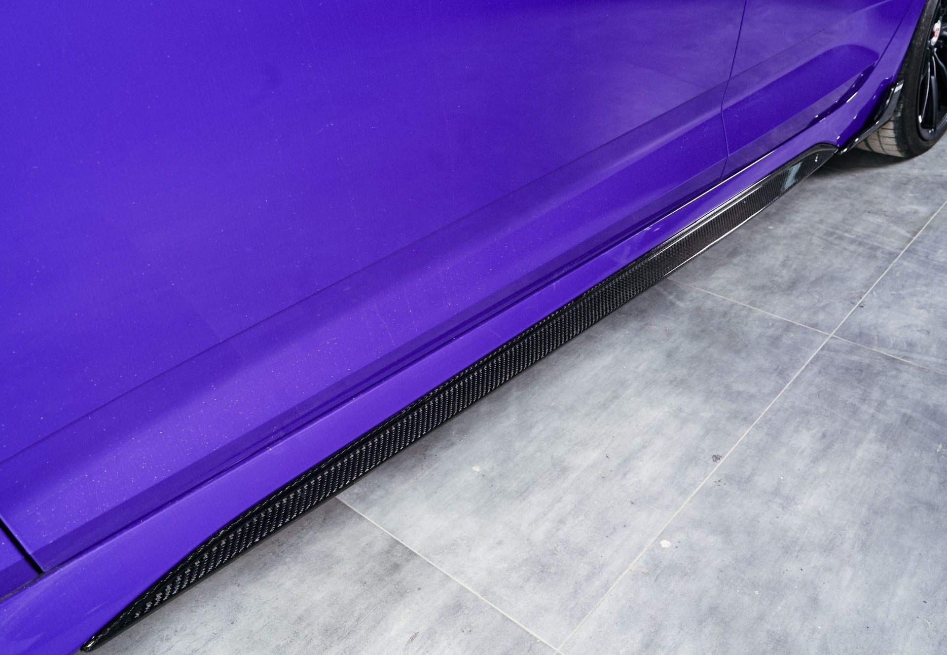 KARBEL CARBON DRY CARBON FIBER SIDE SKIRT OVERLAY TRIM & EXTENSION TRIM FOR AUDI RS5 B9.5 2020-ON