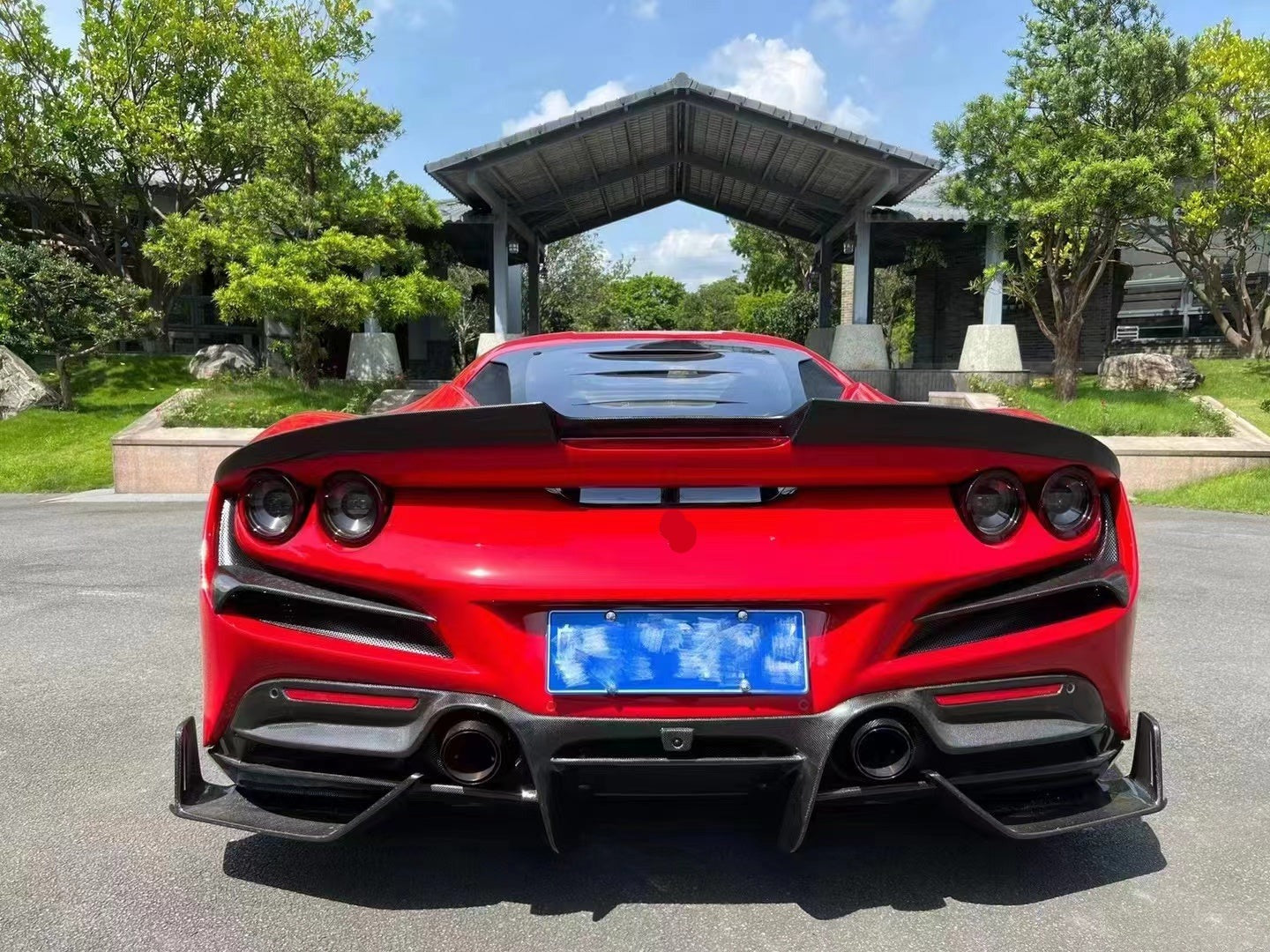 MANSORY STYLE CARBON BODY KIT for FERRARI F8