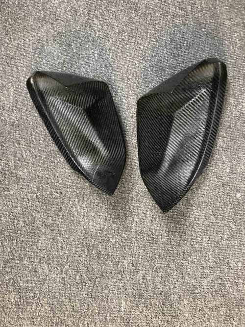 Dry Carbon Mirror Covers for Lamborghini Urus