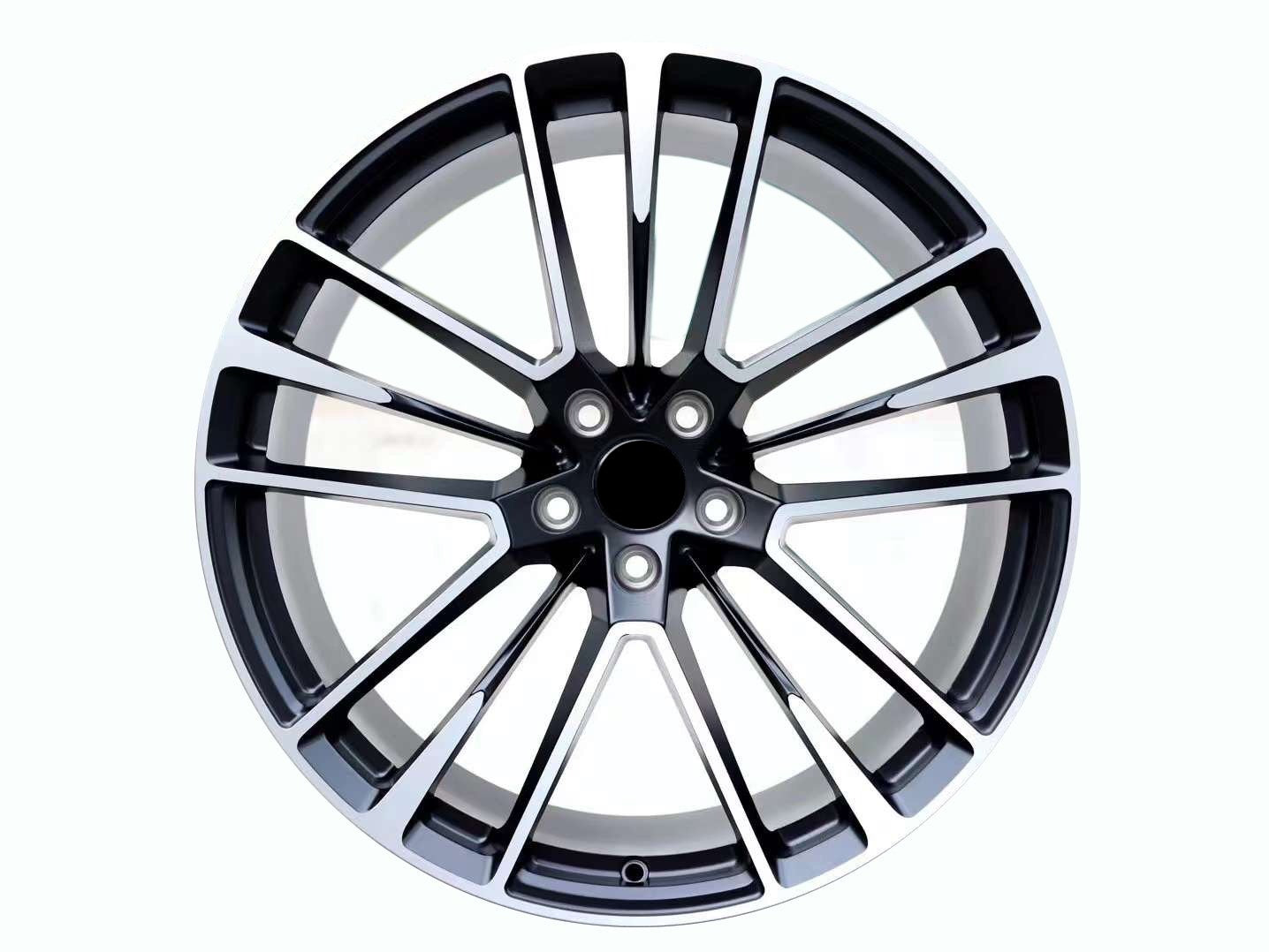 Maserati Levante Trofeo  rims 20 inch