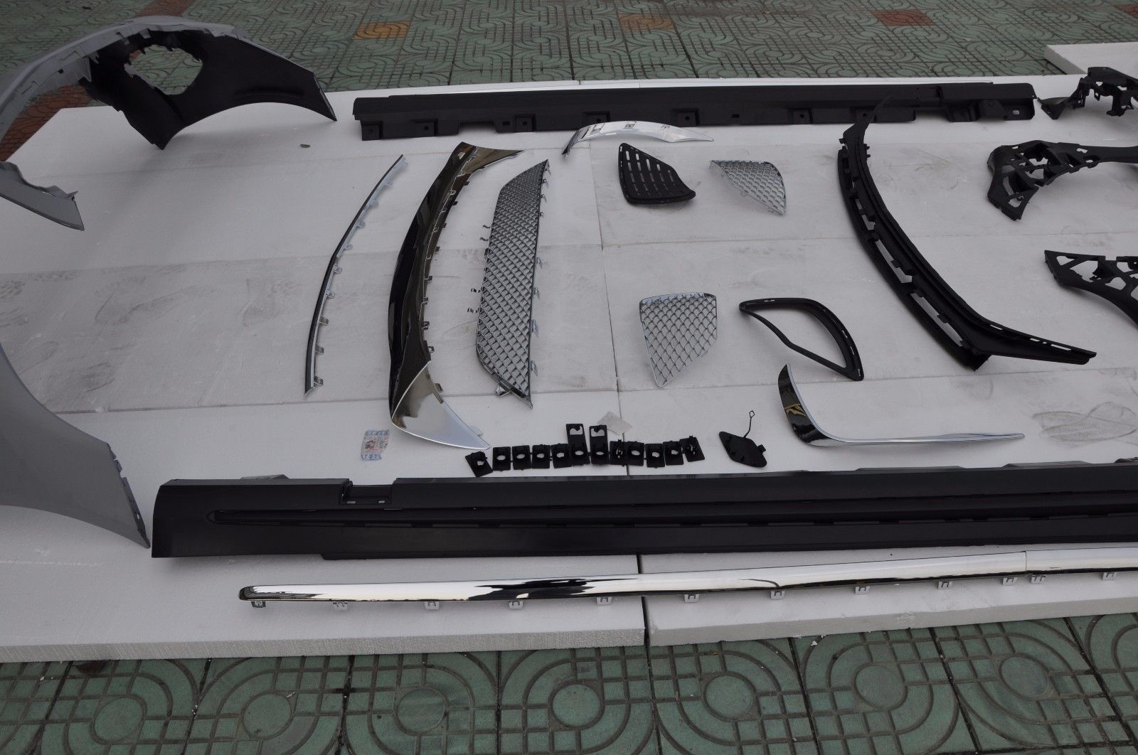 for Mercedes Benz W222 S-Class 2013+ AMG S65 Body Kit Bumper Side Skirts