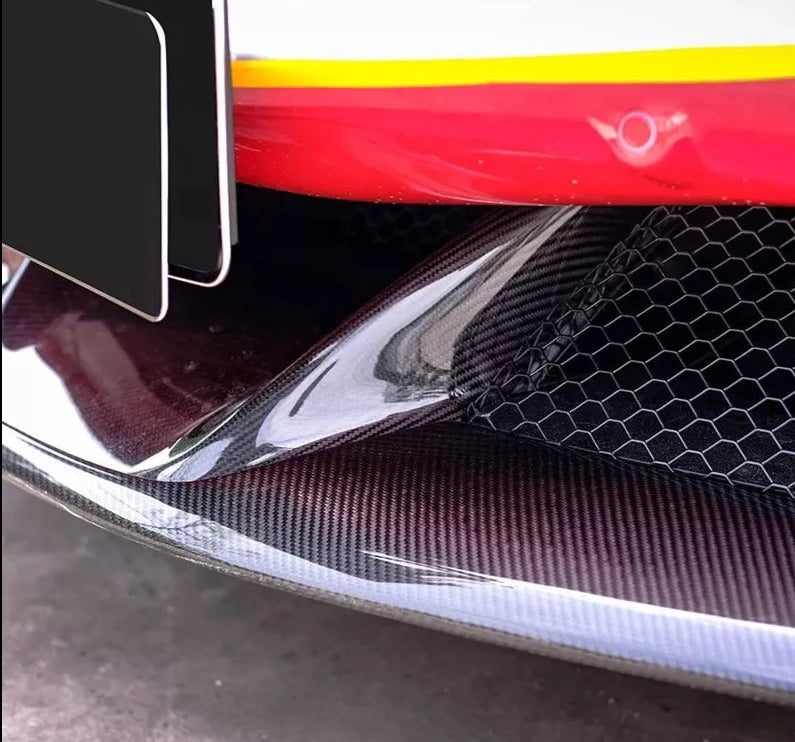 OEM Style Dry Carbon Front Air Inlet For Ferrari SF90  Set include:   Front Air Inlet Material: Dry Carbon