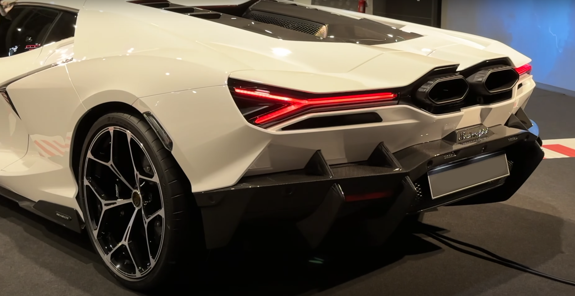 FORGED WHEELS RIMS ALTANERO DESIGN LAMBORGHINI REVUELTO LB744