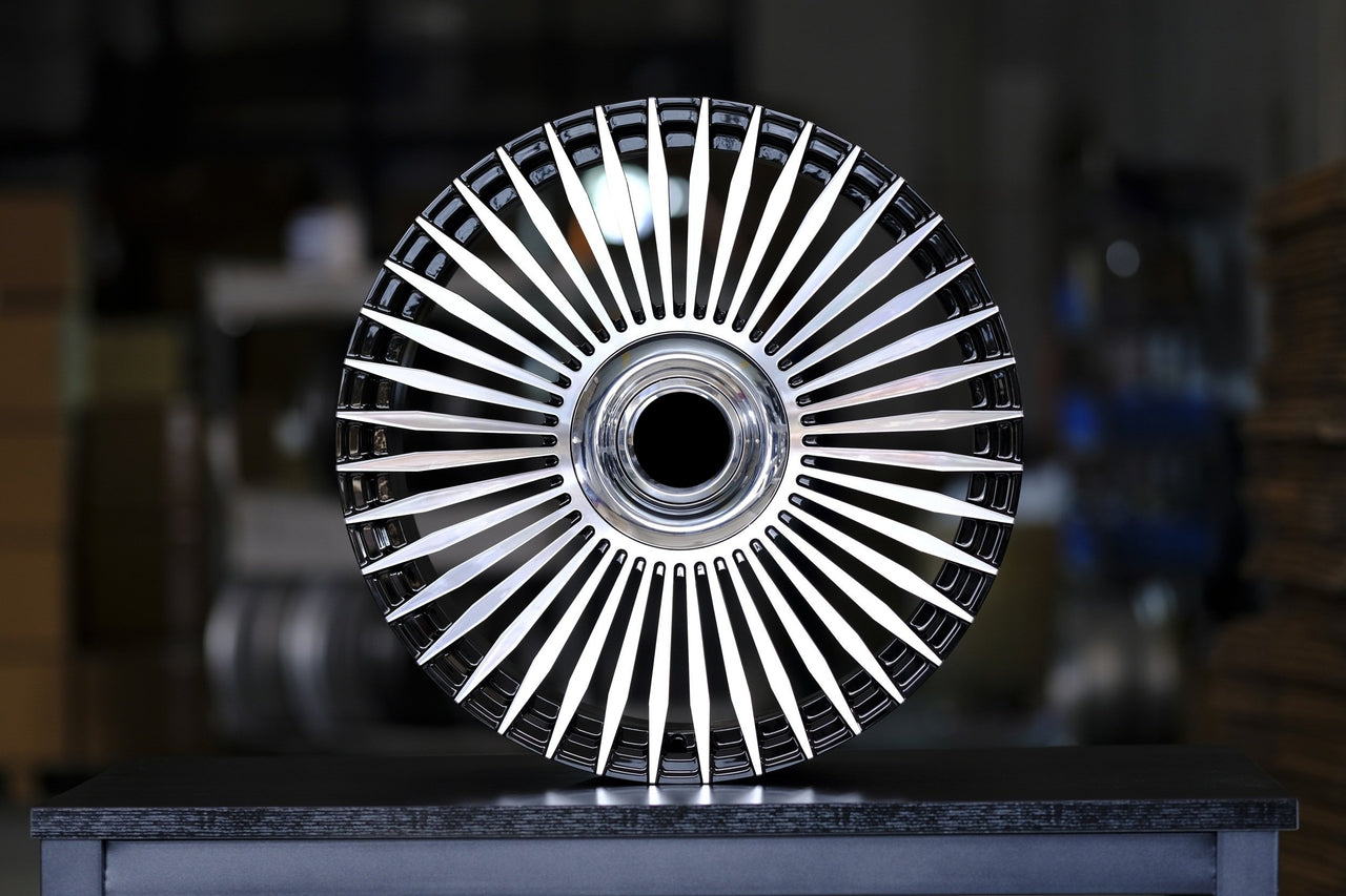 Forged Wheels for ROLLS-ROYCE SPECTRE Cullinan, Ghost, Dawn, Wraith, Phantom, Drophead RR08