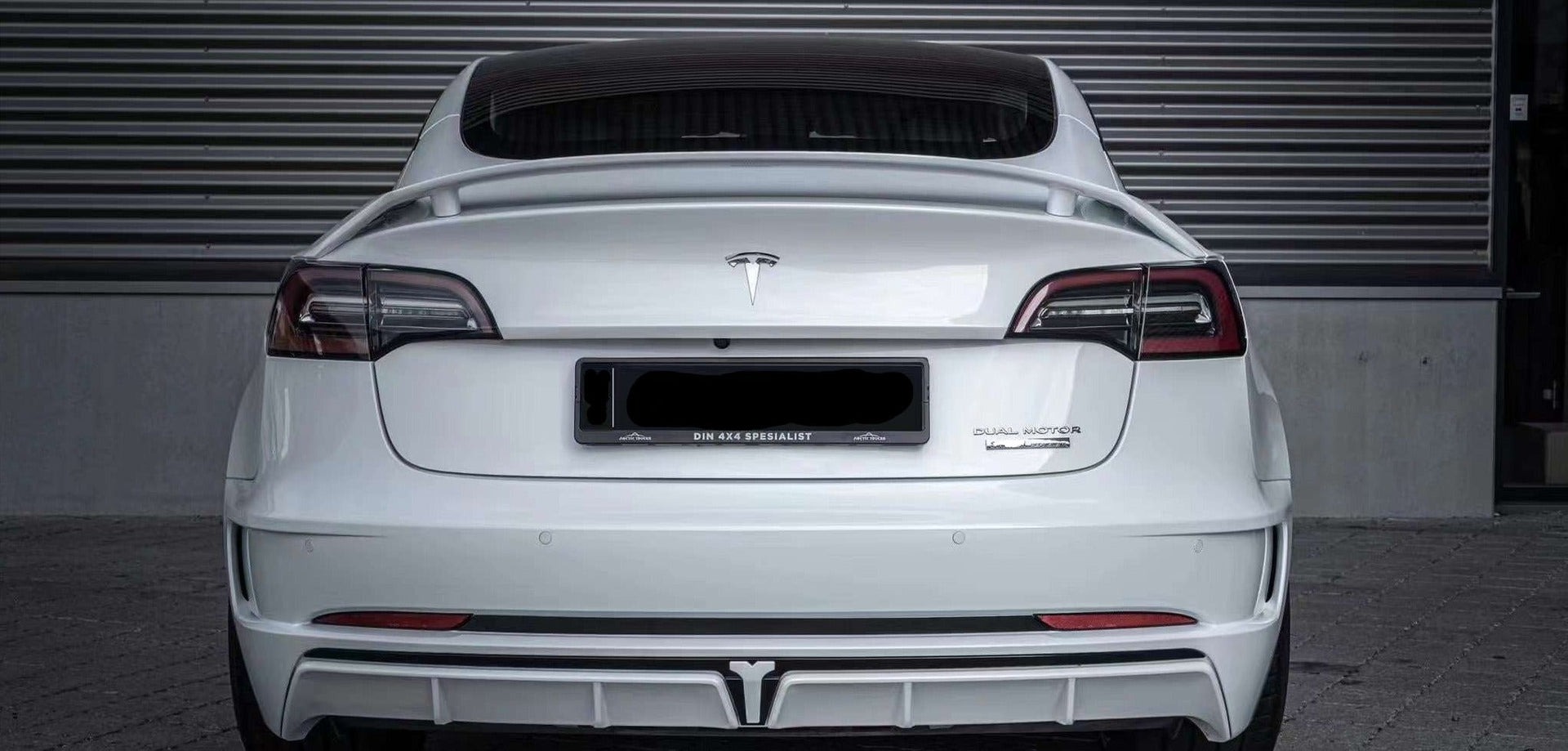 STARTECH Body Kit For Tesla Model Y  Set include:  Front Bumper Assembly Side Skirt Trims Rear Spoiler Rear Bumper Assembly Material: Plastic Note: Professional installation is required