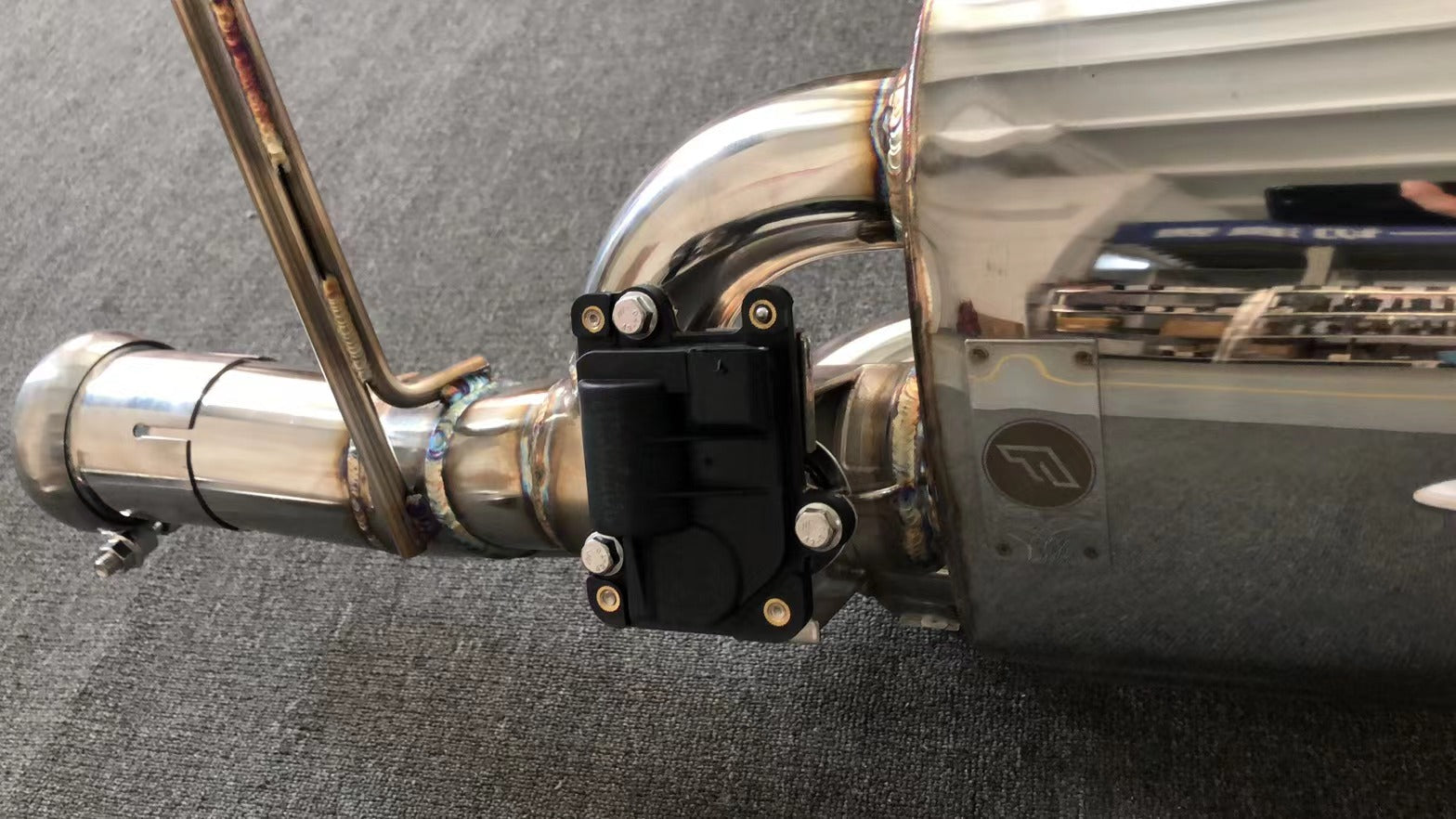 VALVED EXHAUST CATBACK MUFFLER for LEXUS LX 570 LAND CRUISER LC 200 20