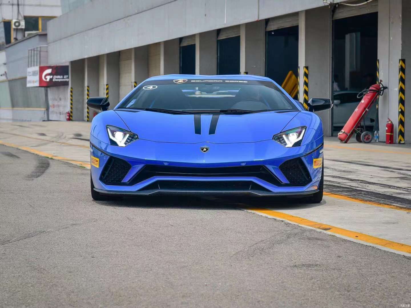 carbon body kit front lip rear diffussr side skirts aero kit
