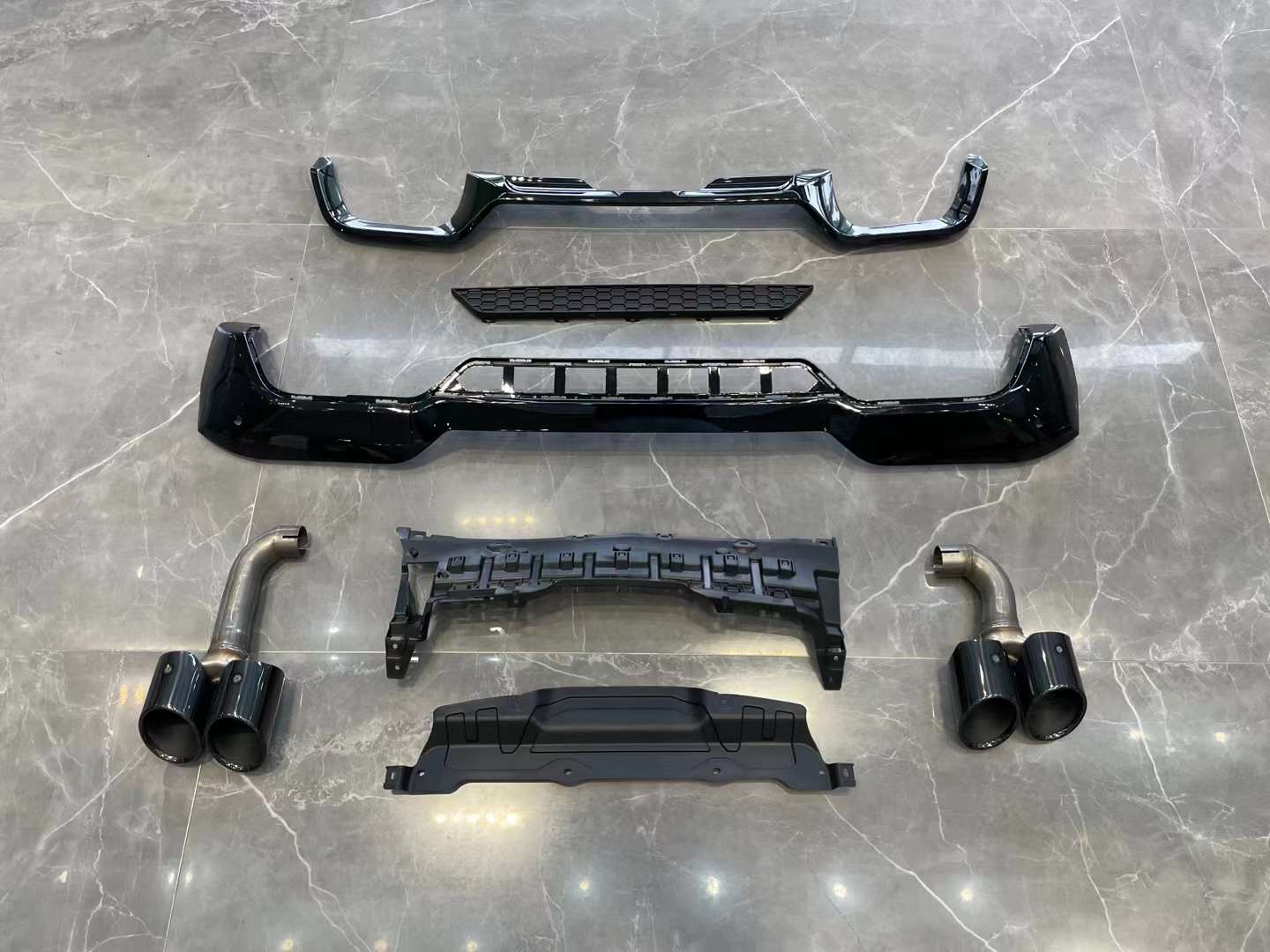 X3M STYLE REAR DIFFUSER FOR BMW X3 LCI G01 2020+