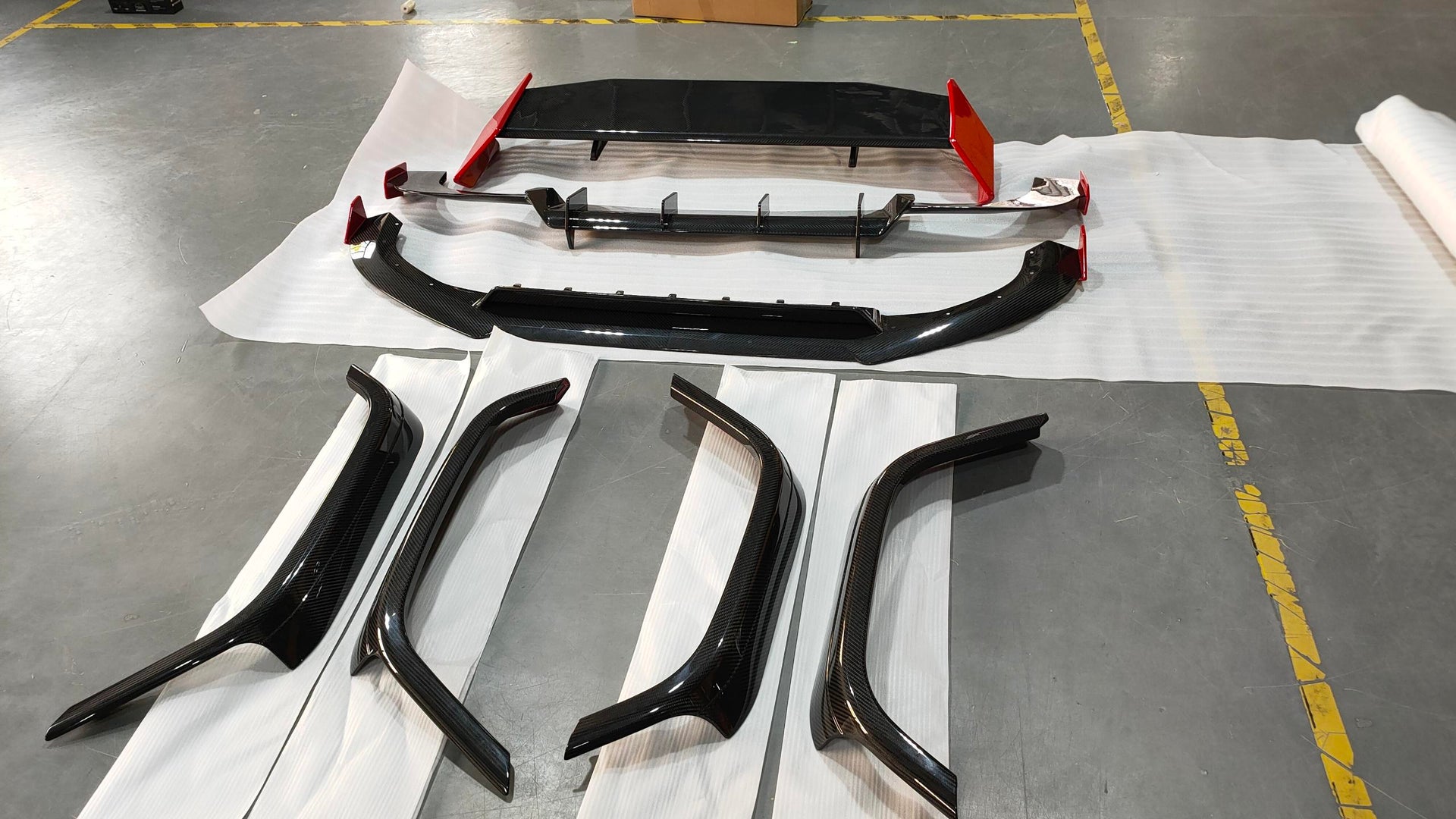 MERCEDES-BENS-G-class-W464-W463rocket-B900-G900-G800-B800-KIT-REAR-FRONT-BUMPER-DUFFUSER-AERO-FACELIFT-2020-2022-CARBON-SPOILER-11