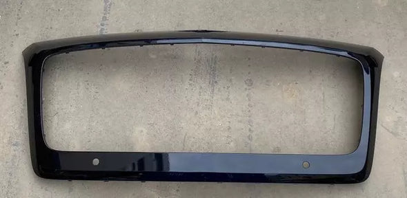 OEM Style Molding For Radiator Grill For Bentley Fying Spur 2020+ 3SE853653A  Set include:    Molding NOTE: Professional installation is required   * Each part can send separately. If you need, please contact us.