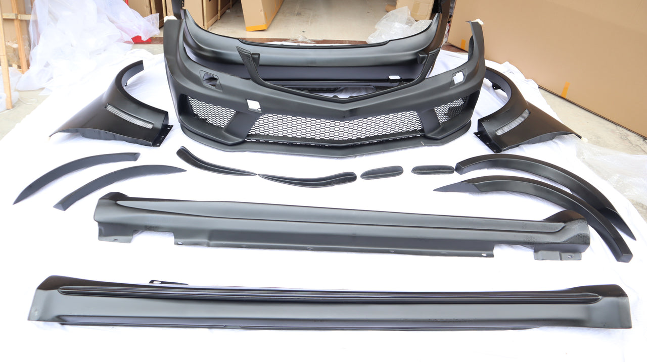 BODY KIT for MERCEDES BENZ C CLASS AMG W204 C63 2008 - 2014

Set includes:

Front Bumper Assembly
Front Bumper Trims
Front Fenders
Side Skirts
Rear Fenders Quarter Panels
Rear Bumper

Material: Fiberglass

Note: Professional installation is required

Payment ►
Visa
Mastercard
PayPal with a credit card (add 4.4% at checkout)
Payoneer
Cryptocurrency
Shipment ►
By express DHL/UPS/TNT/FedEx
To the local international airport
Special line by air
Special line by the sea
To Europe and the UK by train

Please let u