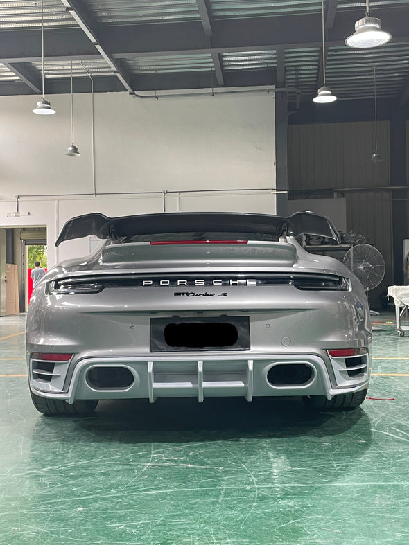 DRY CARBON BODY KIT FOR PORSCHE 911 992 TURBO TURBO S 2019+  Set includes:  Front Lip Front Air Vent Covers Side Skirts  Rear Diffuser Exhaust Tips Rear Canards Rear Spoiler