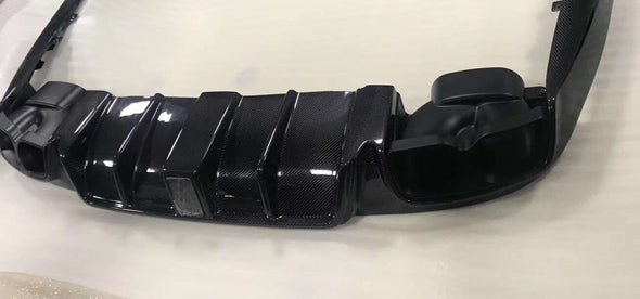 CARBON BODY KIT for MERCEDES-BENZ C-CLASS C238 C63 E63 2018+



Set includes:

Front Lip
Side Skirts
Rear Diffuser
Exhaust Tips

Material: Carbon Fiber&nbsp;

NOTE: Professional installation is required

Contact us for pricing