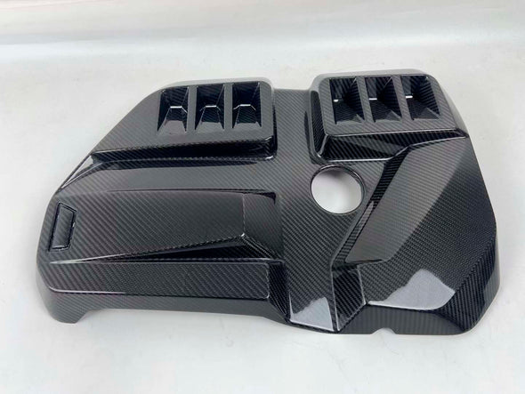 CARBON FIBER ENGINE COVER KIT for BMW G8X M2 M3 M4 2020+

Set includes:

Engine Cover
Intake
Strut Brace / Bar

Material: Carbon Fiber