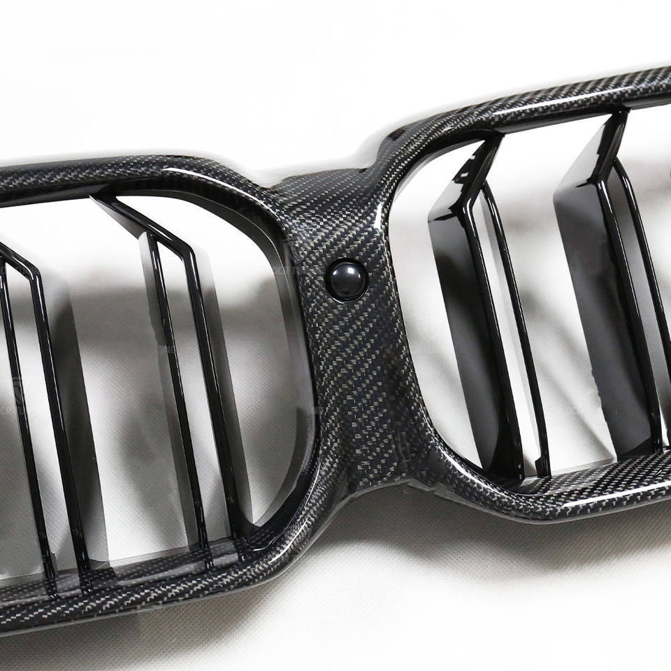 Dry Carbon Front Grille For BMW M5 F90 LCI 2020+ CS  Set include:  Grille Material: Real Carbon Fiber  Note Professional installation is required