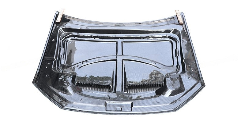 DRY CARBON HOOD for AUDI Q8 2019 - 2023  Set includes:  Hood