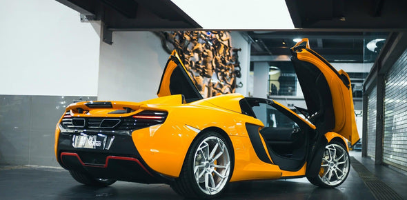 We produced premium quality forged wheels rims for  MCLAREN 650S  Our wheels sizes:   Front 20 x 9 ET 32  Rear 21 x 12.5 ET 38  Finishing: White  Forged wheels can be produced in any wheel specs by your inquiries and we can provide our specs