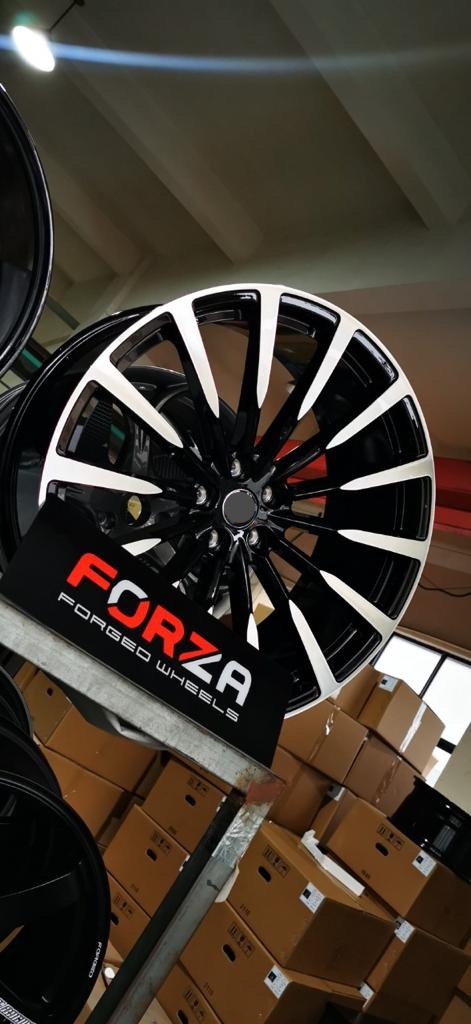 We produced premium quality forged wheels rims for  BMW X7 G07  Our wheels sizes:   Front 22 x 9.5 ET 22  Rear 22 x 10.5 ET 28  Finishing: Glossy Black + Machined Face  Forged wheels can be produced in any wheel specs by your inquiries and we can provide our specs