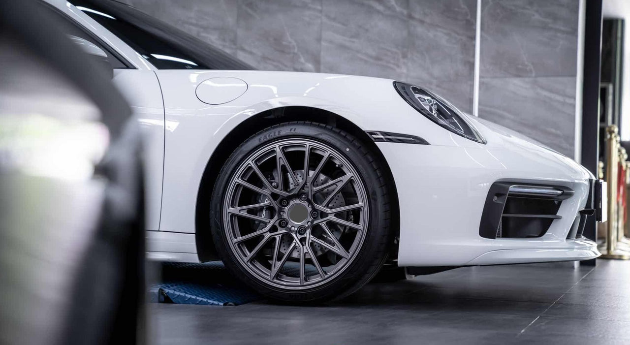 We produced premium quality forged wheels rims for  PORSCHE 911 991.2  Our wheels sizes:   Front 20 x 9 ET 41  Rear 21 x 11.5 ET 67  Finishing: Gunmetal  Forged wheels can be produced in any wheel specs by your inquiries and we can provide our specs
