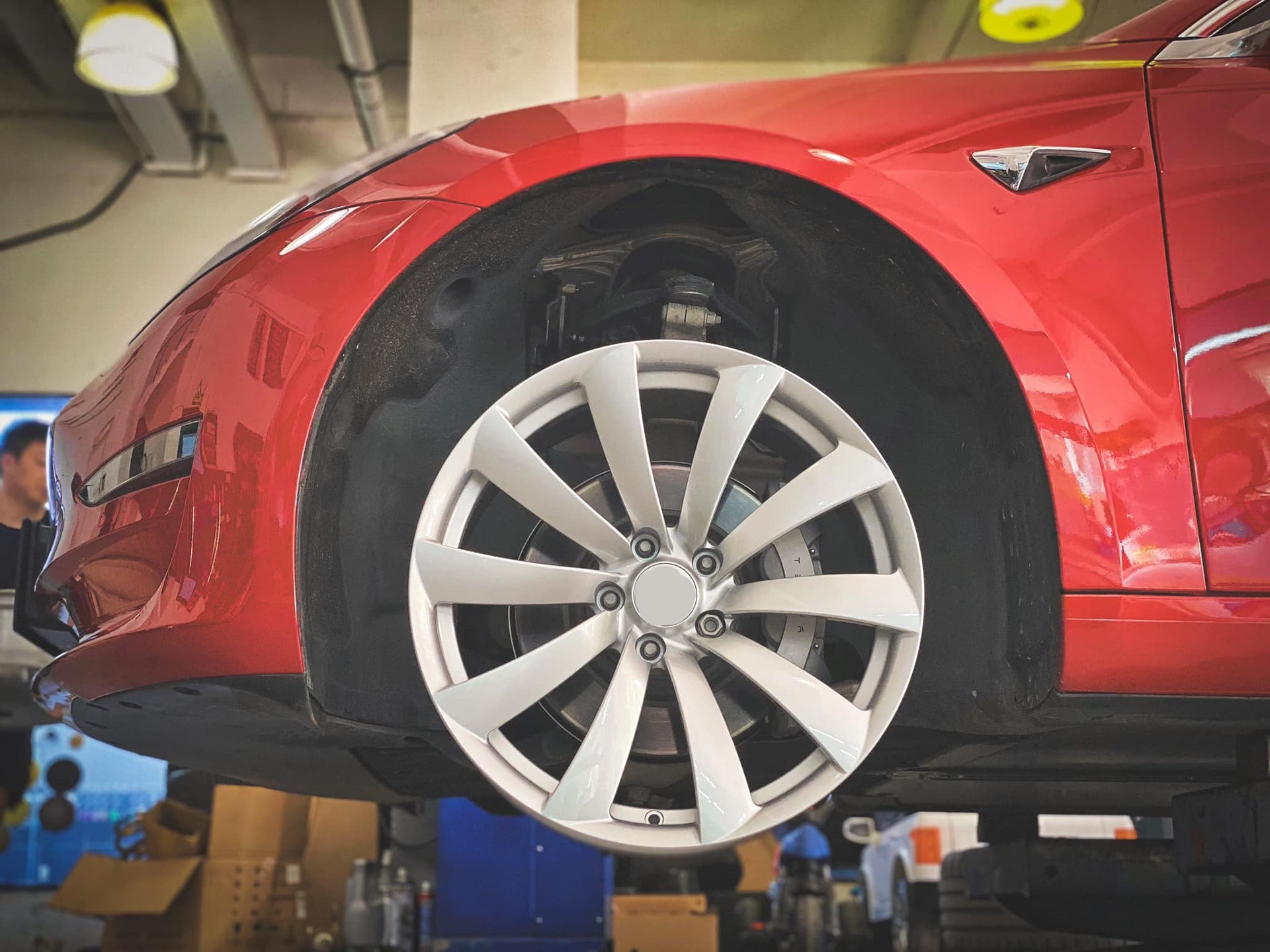We produced premium quality forged wheels rims for  TESLA MODEL 3  Our wheels sizes:   Front 20 x 9 ET 34  Rear 20 x 9 ET 34  Finishing: Silver  Forged wheels can be produced in any wheel specs by your inquiries and we can provide our specs